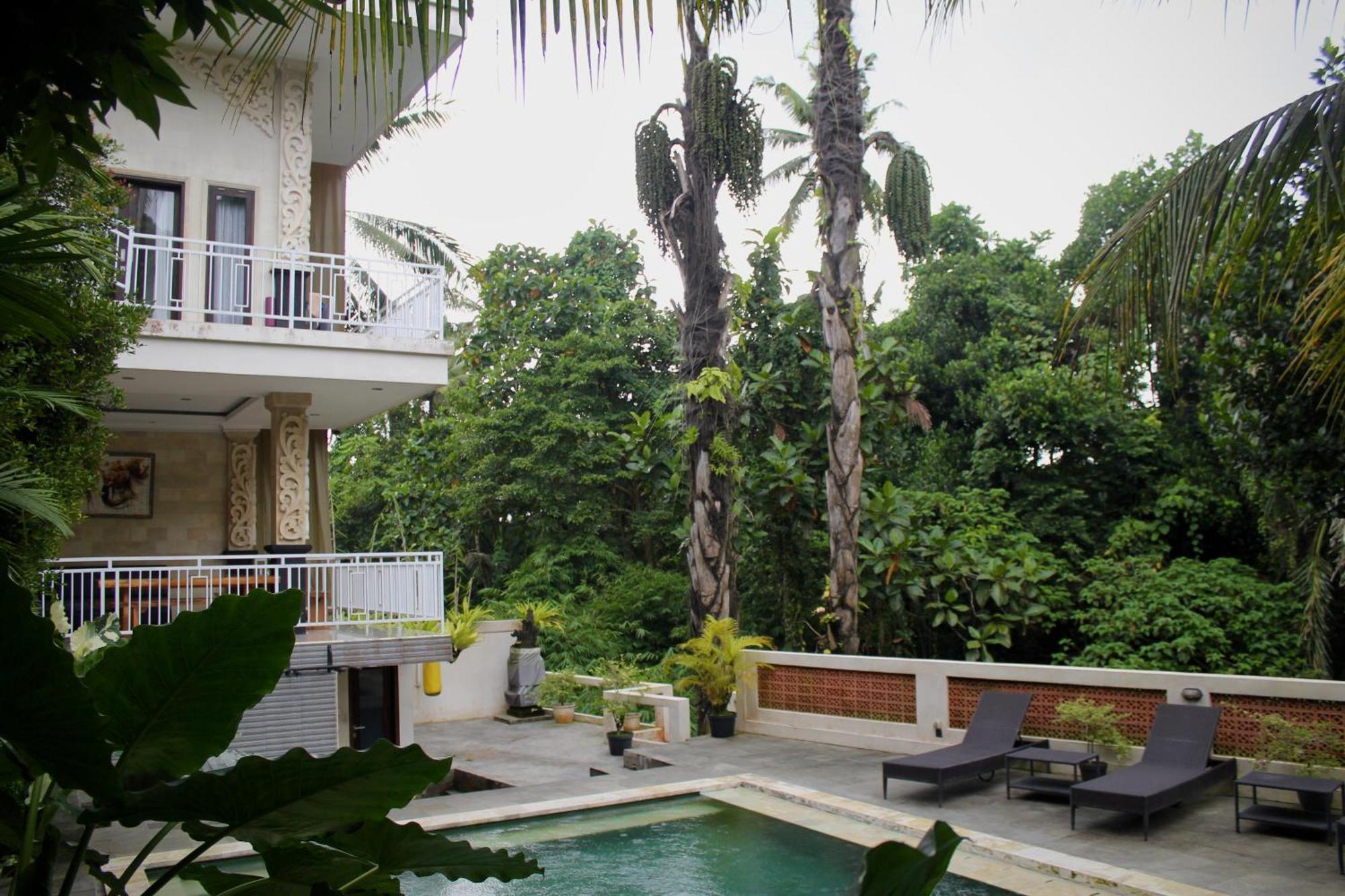 Hanaka Riverside Ubud Esterno foto