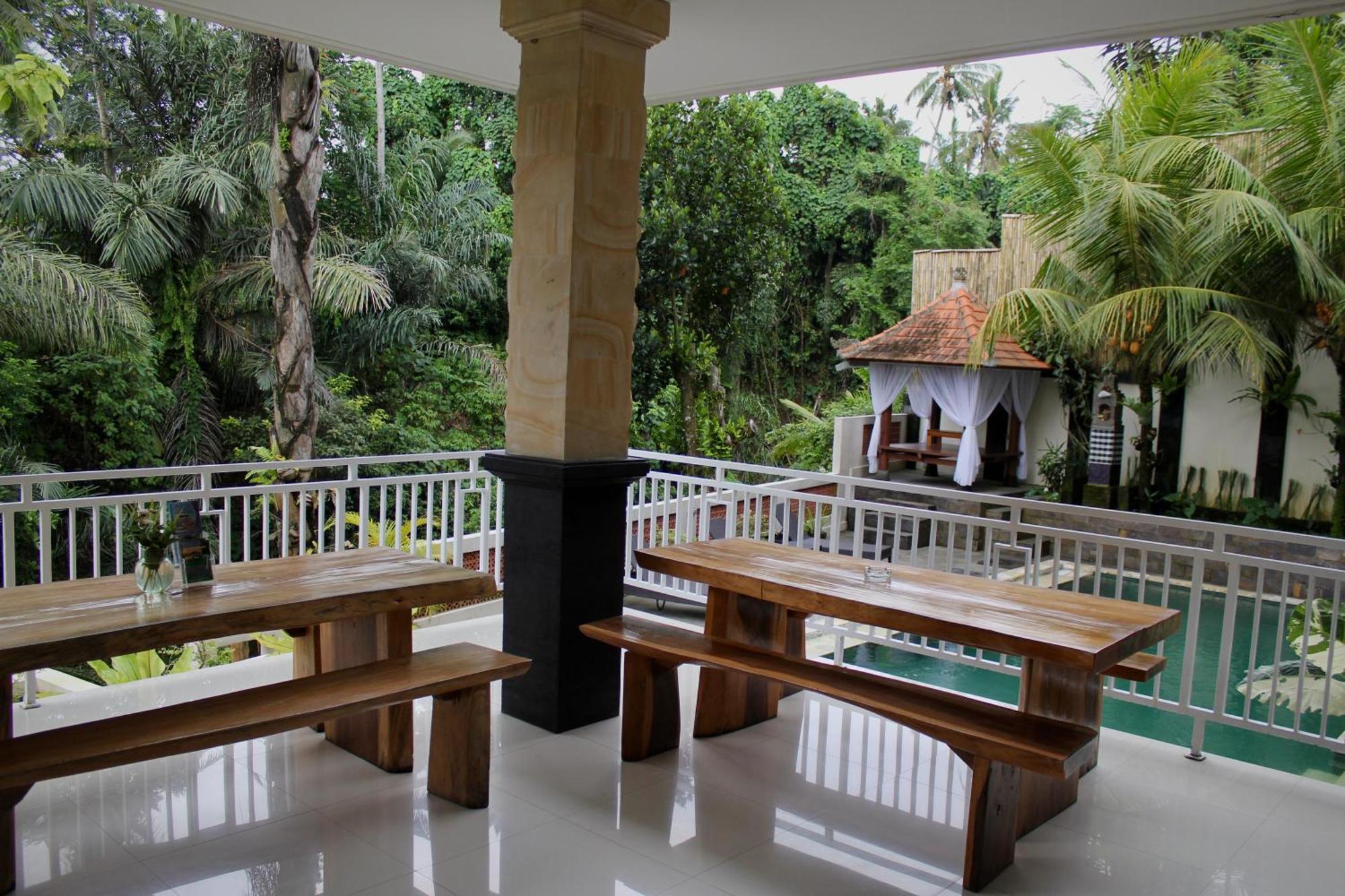 Hanaka Riverside Ubud Esterno foto