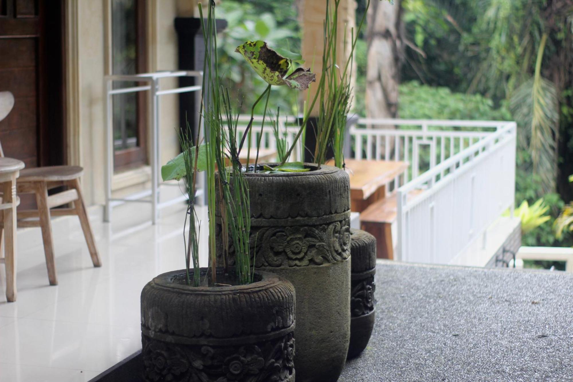 Hanaka Riverside Ubud Esterno foto